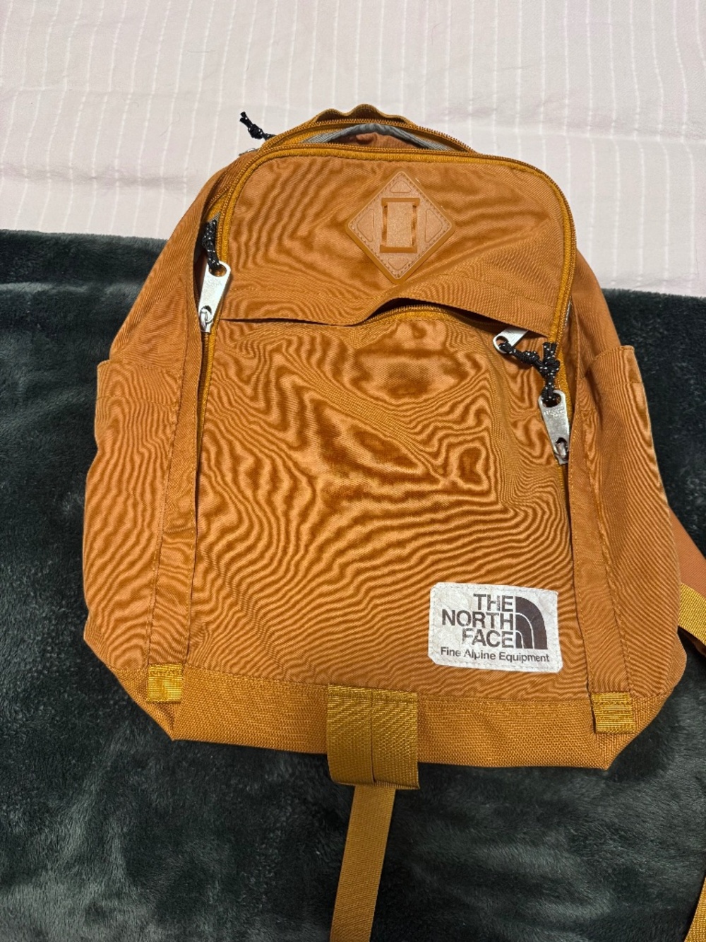 The North Face Berkeley Daypack Backpack | Utility Brown | Laptop Sleeve